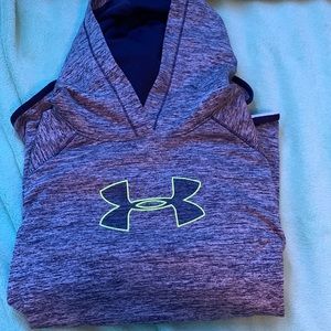 Under Armor Light Weight Hoodie w/ thumb holes